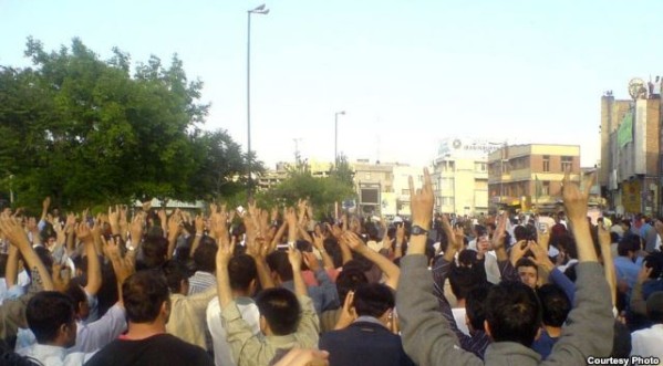 سومین روز اعتصاب کارگران در احواز